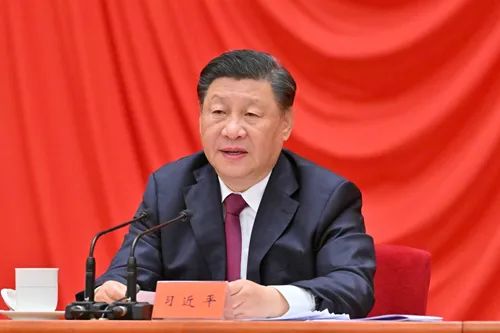 【講話致辭】習(xí)近平在慶祝中國共產(chǎn)主義青年團(tuán)成立100周年大會上的講話-中英文對照