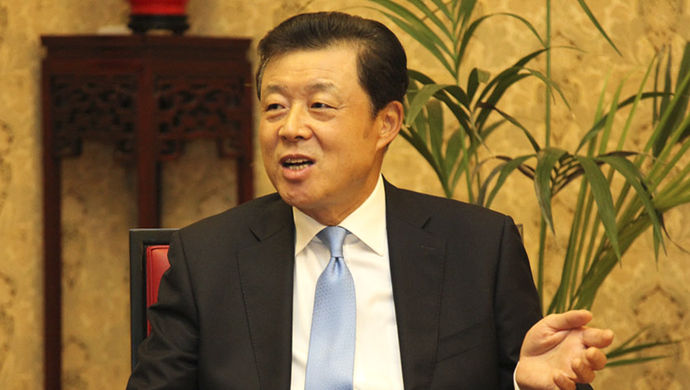 【署名文章】中國駐英國大使劉曉明：停止插手南海事務-英中對照
