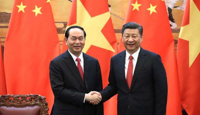 【署名文章】習近平在越南《人民報》發表題為《開創中越友好新局面》的署名文章中英文對照
