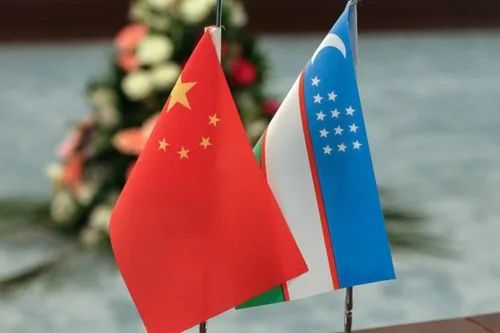 【署名文章】習近平在烏茲別克斯坦發(fā)表署名文章-攜手開創(chuàng)中烏關系更加美好的明天--中英文對照